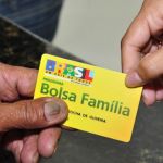 Quais são as regras para continuar recebendo todo mês o benefício do novo Bolsa Família?