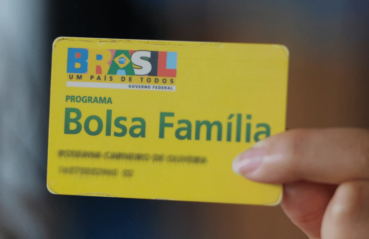 em 2023, o auxílio brasil voltará a ser chamado de bolsa família