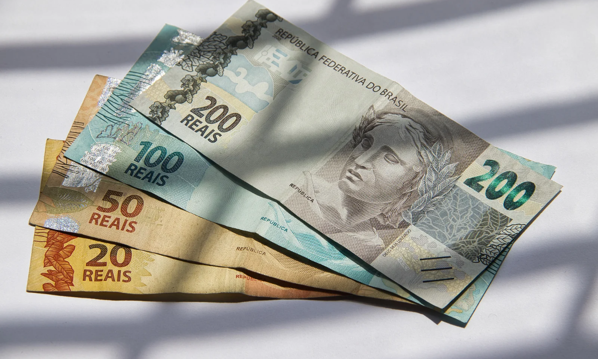 saiba quem tem direito ao pispasep no valor de r$ 1.302 em 2023