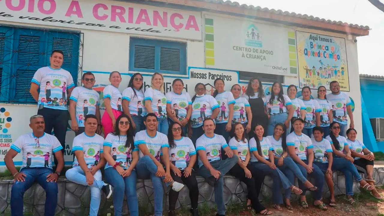 educadores da ong ceacri discutem estratégias inovadoras para o bem estar das crianças, adolescentes e jovens