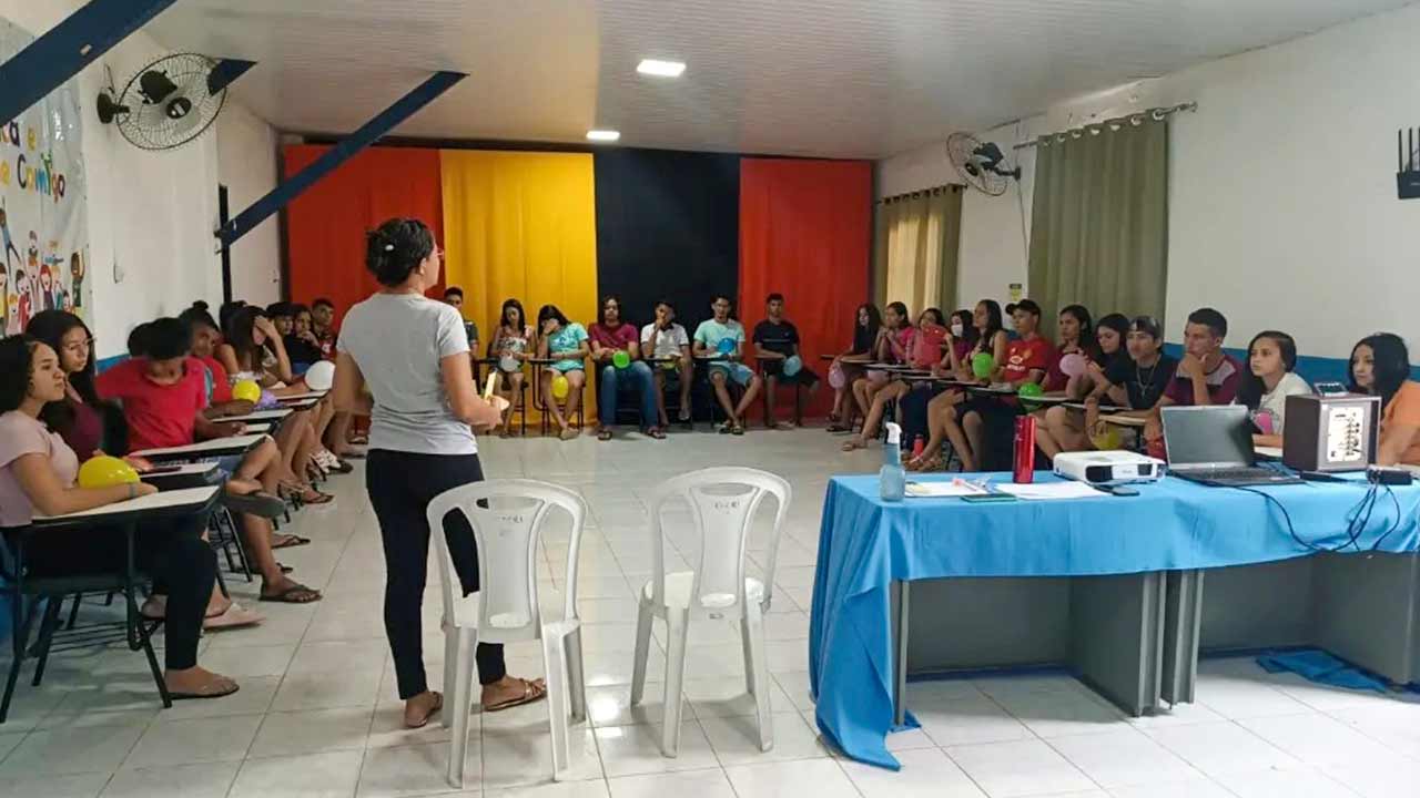 ceacri promove encontro do grupo a voz da juventude para debater sobre o feminismo23