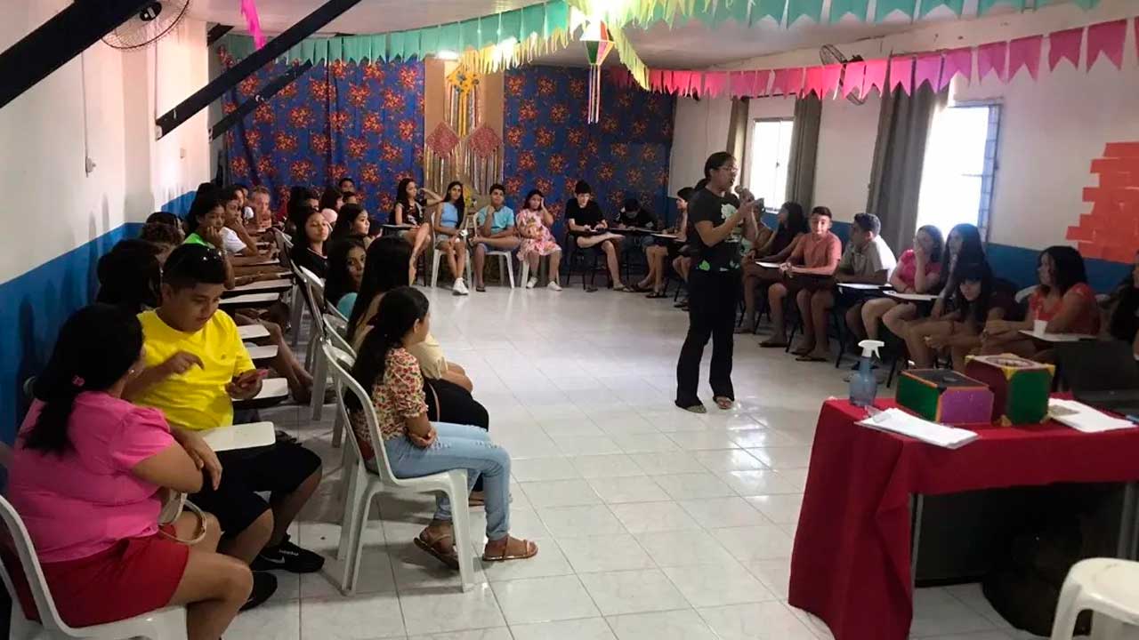 ONG CEACRI promove encontro animado do Ceacri Teen com ênfase na gratidão aos padrinhos e combate ao trabalho infantil