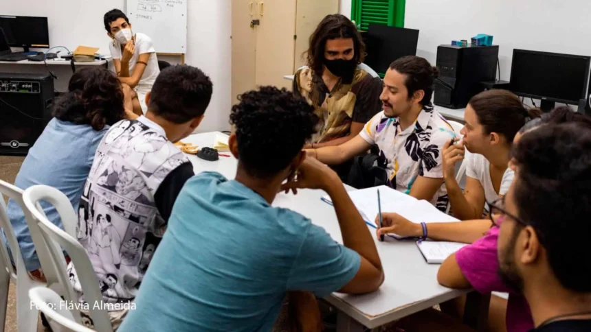 Centro Cultural Bom Jardim recebe inscrições e oferece bolsa de R$ 400 durante sete meses de formação