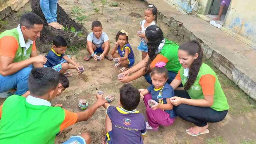 AJAs de Itapiúna promovem ação educativa em escola local