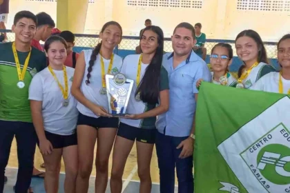 Alunos do Centro Educacional Farias Costa participaram dos Jogos Escolares de 2024 em Itapiúna