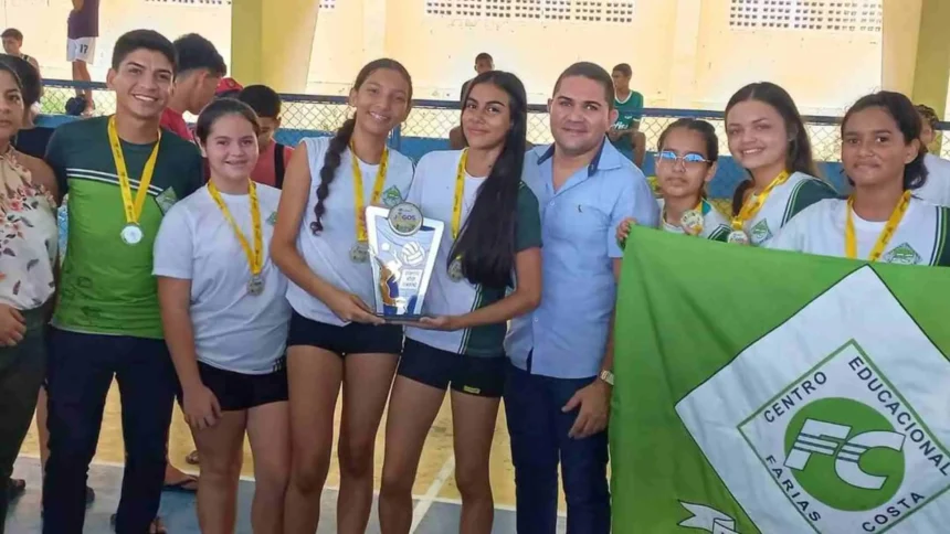 Alunos do Centro Educacional Farias Costa participaram dos Jogos Escolares de 2024 em Itapiúna