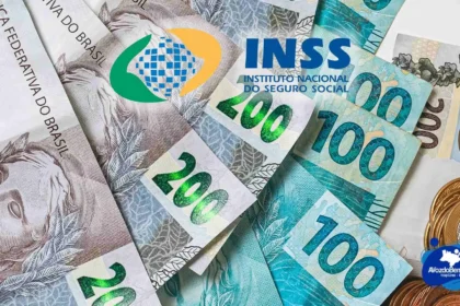 Beneficiários do INSS começam a receber o 13º salário