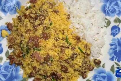 Receita de Feijão Tropeiro com Cuscuz de Milho