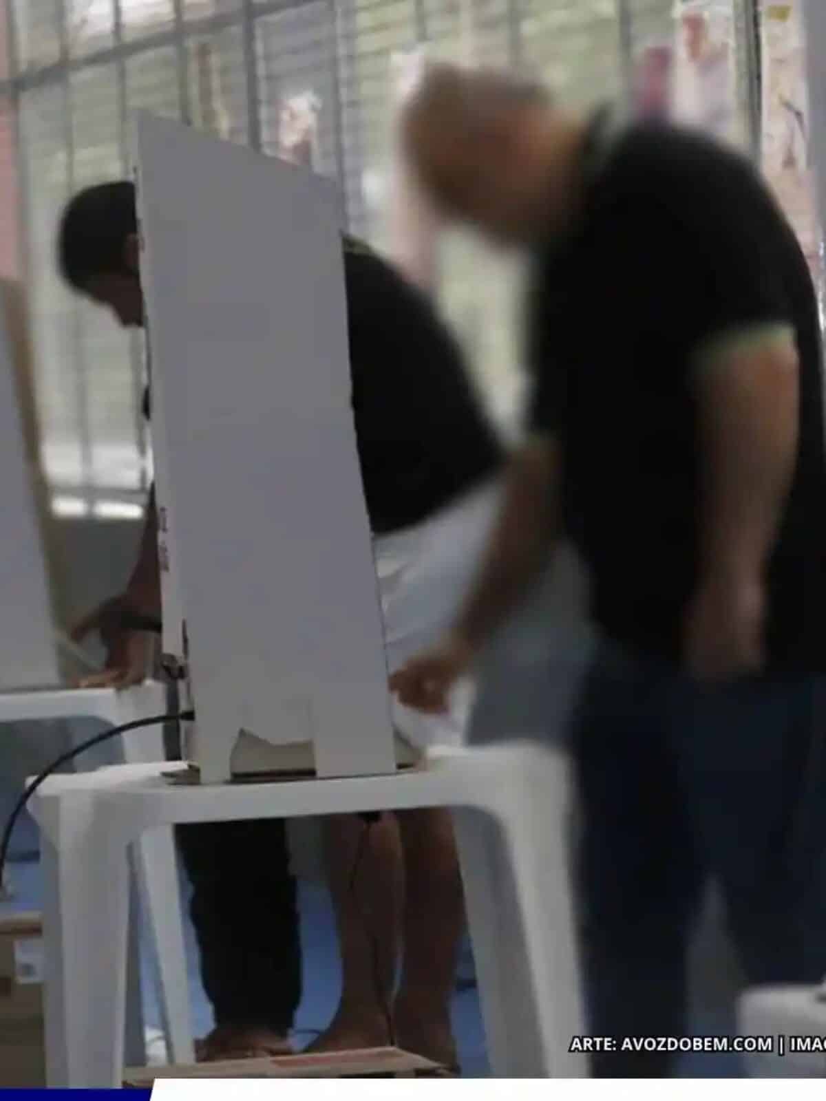 Eleitores em local de votação durante as eleições, representando os grupos que possuem atendimento prioritário para votar nas Eleições 2026.